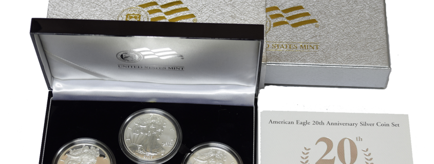 American Silver Eagles 1990 $1 AMERICAN SILVER EAGLE 1 OZ .999 – GEM UNCIRCULATED IN VINTAGE SNAP CASE!