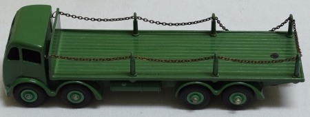 Dinky DINKY #905 FODEN FLAT TRUCK W/ CHAINS, GREEN, NEAR-MINT W/ EXC BLUE STRIPED BOX