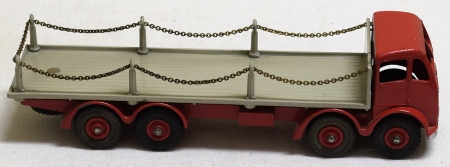 Dinky DINKY #905 FODEN FLAT TRUCK WITH CHAINS, RED W/ FAWN BED, EXC MODEL W/ EXC BOX!