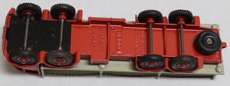 Dinky DINKY #905 FODEN FLAT TRUCK WITH CHAINS, RED W/ FAWN BED, EXC MODEL W/ EXC BOX!