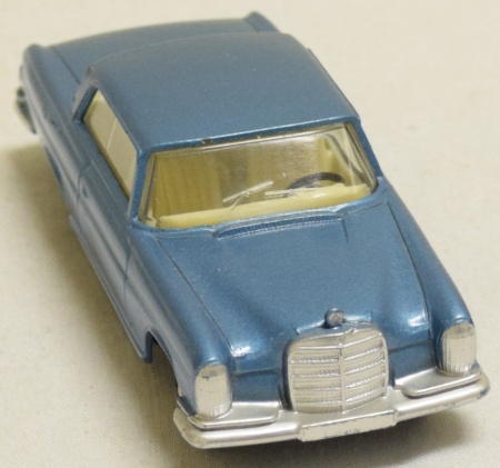 Dinky FRENCH DINKY #533 MERCEDES BENZ 300 SE, BLUE, MINT W/ NEAR-MINT BOX-PRISTINE!