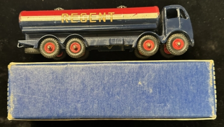 Dinky DINKY SUPERTOYS #942 FODEN 14 TON TANKER “REGENT”, EXCELLENT MODEL & STRIPED BOX