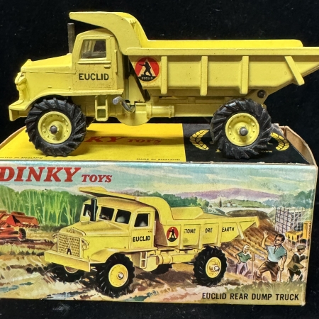 Vintage Diecast Toys DINKY #965 EUCLID REAR DUMP TRUCK W/ WINDOW GLAZING, NR-MINT W/ EXC PICTURE BOX