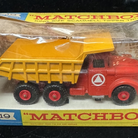 Vintage Diecast Toys MATCHBOX KING SIZE #K-19 SCAMMEL TIPPER TRUCK, near-MINT MODEL/GOOD WINDOW BOX