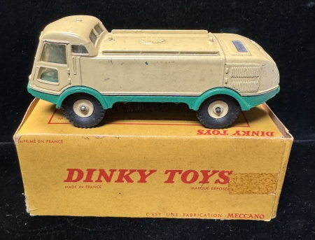 Dinky FRENCH DINKY #596 STREET SWEEPING MACHINE, EXC MODEL, FAIR BOX