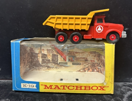 Matchbox MATCHBOX KINGSIZE #K-19 SCAMMELL TIPPER TRUCK, NEAR-MINT MODEL/GOOD WINDOW BOX