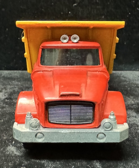 Matchbox MATCHBOX KINGSIZE #K-19 SCAMMELL TIPPER TRUCK, NEAR-MINT MODEL/GOOD WINDOW BOX