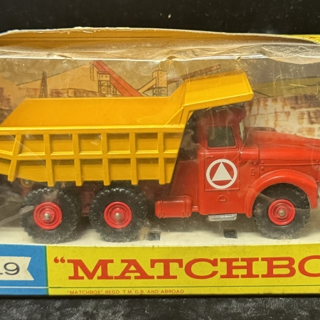 Matchbox MATCHBOX KINGSIZE #K-19 SCAMMELL TIPPER TRUCK, NEAR-MINT MODEL/GOOD WINDOW BOX