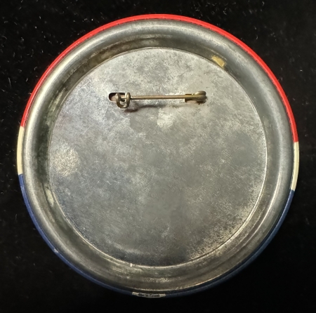 Political RARE 4″ AMERICA NEEDS KENNEDY (JFK) BUTTON, NEAR-MINT & ONE OF THE FINEST KNOWN!
