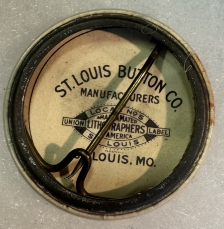 New Store Items 1935 ROGERS HORNSBY ST. LOUIS BROWNS “BOYS CLUB MEMBER” 1 1/4″ CELLO BUTTON-MINT