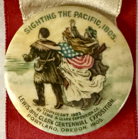 Miscellaneous 1905 LEWIS & CLARK EXPOSITION SOUVENIR BADGE W/ 1 3/4″ CELLO, GRAPHIC & NR-MINT!