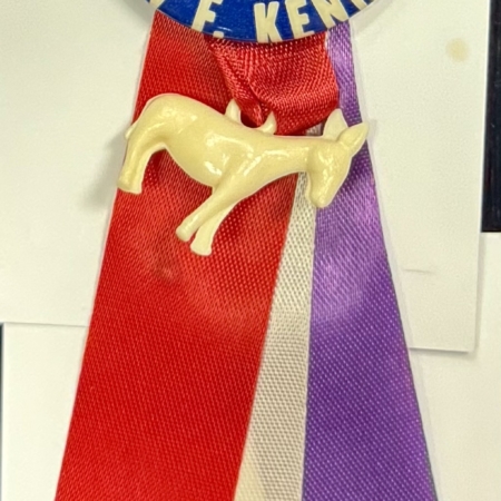 New Store Items 1960 JOHN F KENNEDY POPULAR 1 3/4″ FOR PRESIDENT BUTTON W/ RIBBONS/DONKEY, MINT!