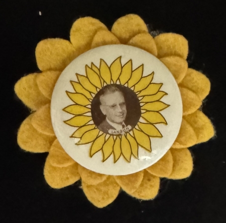 New Store Items 1936 ALF LANDON 1 3/4″ SUNFLOWER CELLULOID CAMPAIGN BUTTON-ATTRACTIVE & MINT!