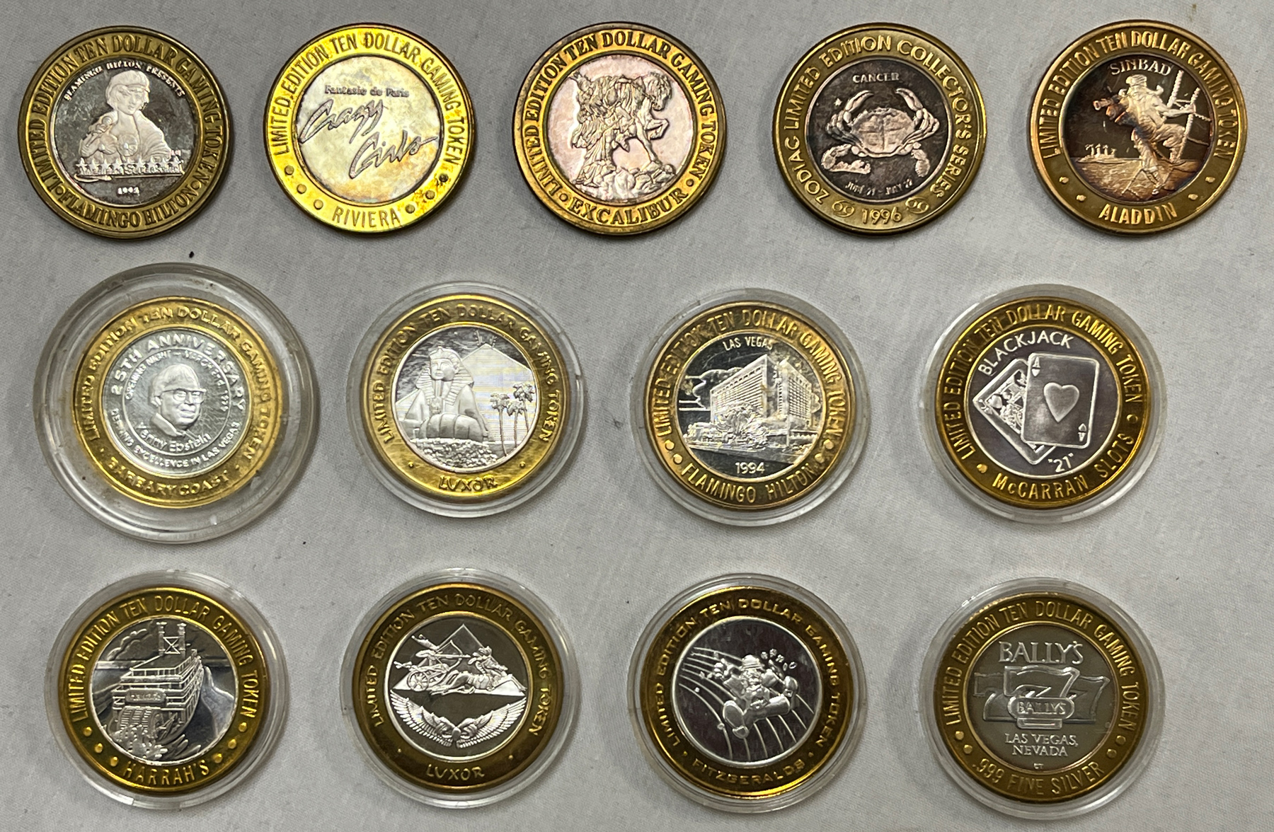 Exonumia 13 PIECE LOT OF LAS VEGAS SILVER CENTER CASINO GAMING TOKENS .6OZ EA 7.8OZ TOTAL Exonumia 13 PIECE LOT OF LAS VEGAS SILVER CENTER CASINO GAMING TOKENS .6OZ EA 7.8OZ TOTAL