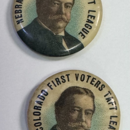 New Store Items 1908 WILLIAM H TAFT PAIR, 7/8″ CAMPAIGN BUTTONS, “FIRST VOTERS TAFT LEAGUE”-EXC!