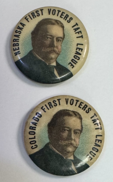New Store Items 1908 WILLIAM H TAFT PAIR, 7/8″ CAMPAIGN BUTTONS, “FIRST VOTERS TAFT LEAGUE”-EXC!
