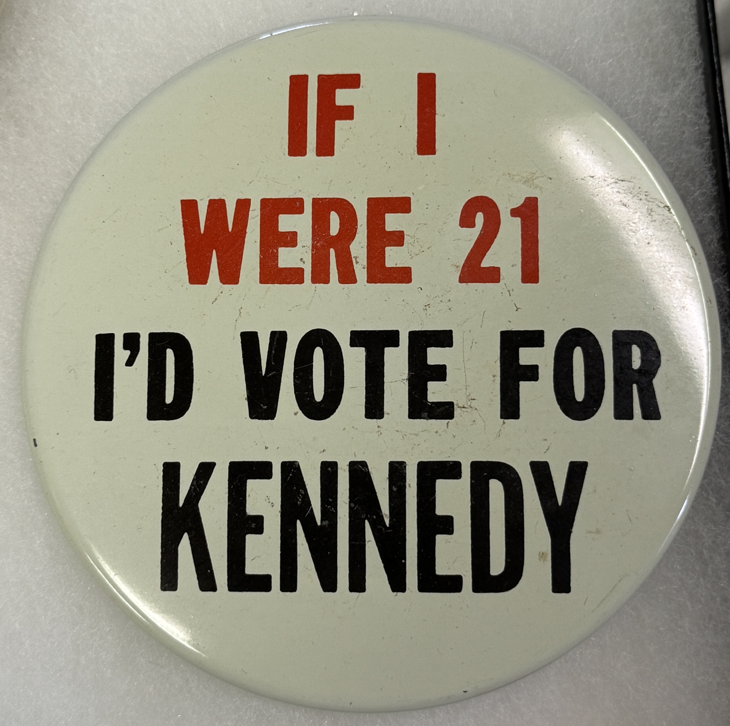 New Store Items LOT OF 3 LARGE JOHN F. KENNEDY 1960-63 BUTTONS, 4-7″ CAMPAIGN & MEMORIAL NR-MINT New Store Items LOT OF 3 LARGE JOHN F. KENNEDY 1960-63 BUTTONS, 4-7″ CAMPAIGN & MEMORIAL NR-MINT