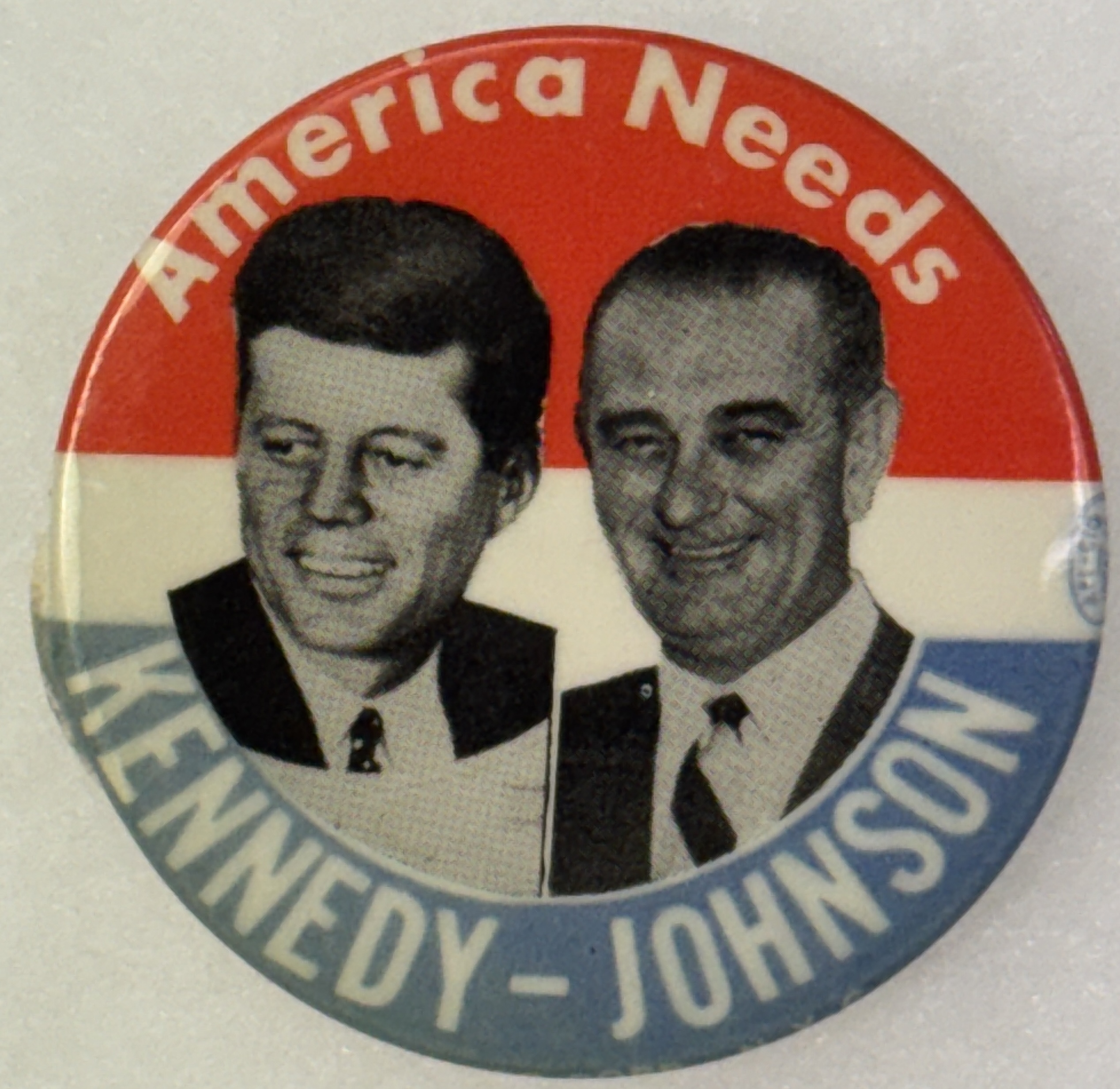 New Store Items 1960 2 1/8″ AMERICA NEEDS KENNEDY-JOHNSON CELLULOID BUTTON, NICE FRONT, REV PULL New Store Items 1960 2 1/8″ AMERICA NEEDS KENNEDY-JOHNSON CELLULOID BUTTON, NICE FRONT, REV PULL