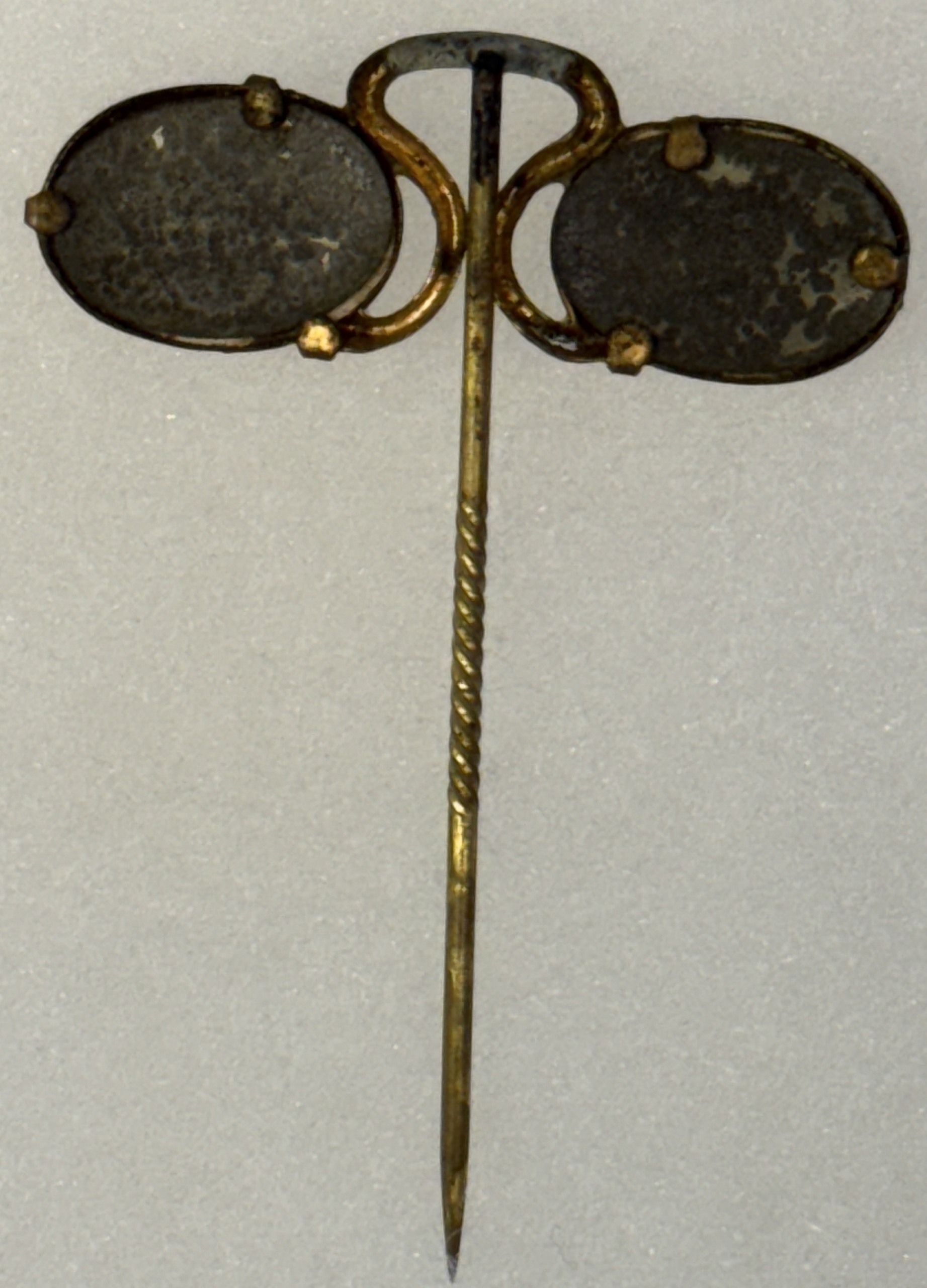 New Store Items 1904 ROOSEVELT-FAIRBANKS 1.5″x2″ PICTORAL SPECTICLES CELLULID PIN, EXC FEW SPOTS New Store Items 1904 ROOSEVELT-FAIRBANKS 1.5″x2″ PICTORAL SPECTICLES CELLULID PIN, EXC FEW SPOTS