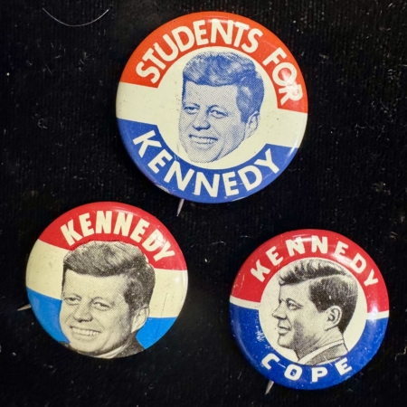 New Store Items LOT OF 3 1960 JOHN F KENNEDY LITHOGRAPH CAMPAIGN BUTTONS, 7/8″-1″; EXC-NEAR MINT