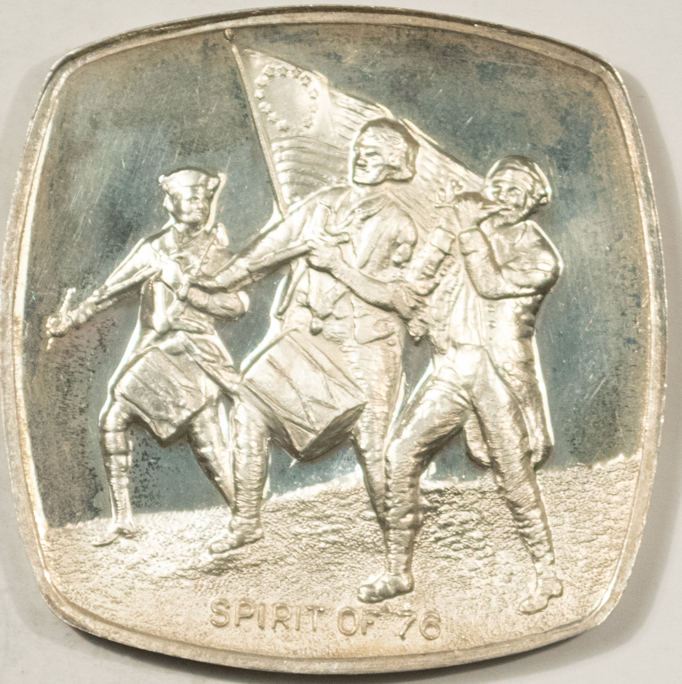 Bullion 1976 AMERICAN BICENTENNIAL STERLING SILVER .925 MEDAL 1.5 TROY OZ – UNC PROOFLKE Bullion 1976 AMERICAN BICENTENNIAL STERLING SILVER .925 MEDAL 1.5 TROY OZ – UNC PROOFLKE