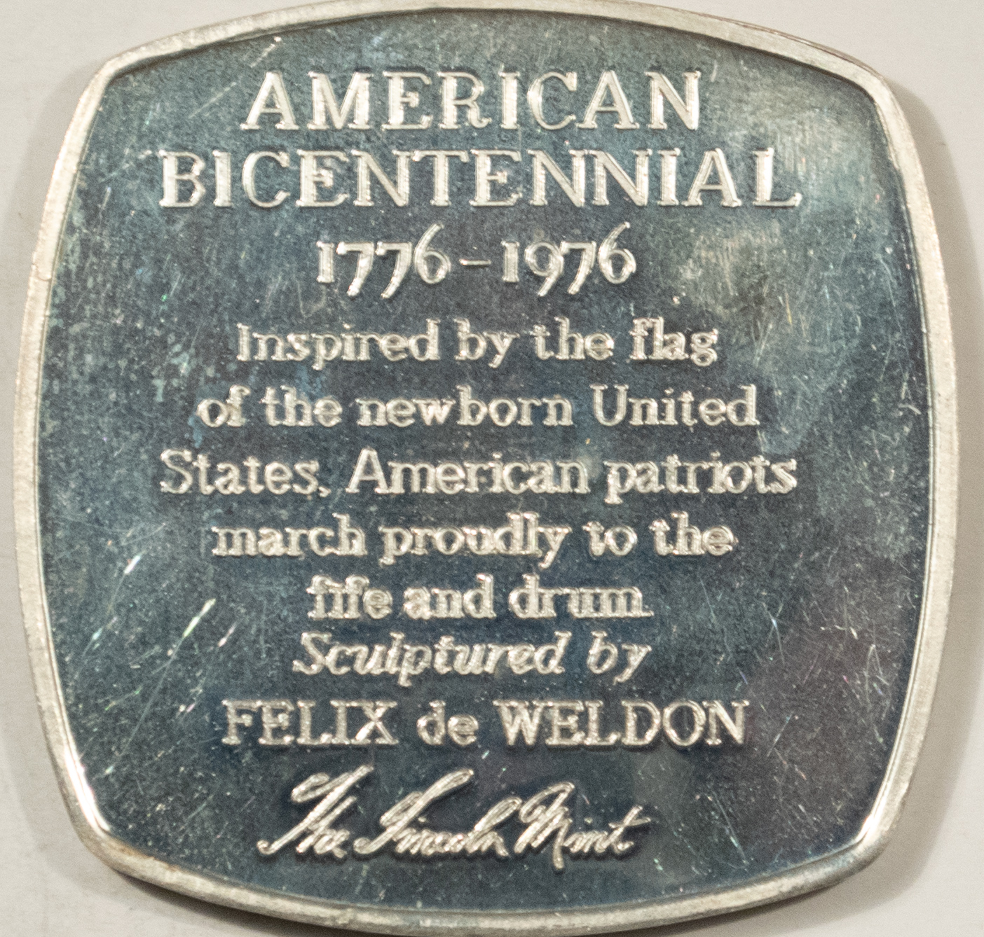 Bullion 1976 AMERICAN BICENTENNIAL STERLING SILVER .925 MEDAL 1.5 TROY OZ – UNC PROOFLKE Bullion 1976 AMERICAN BICENTENNIAL STERLING SILVER .925 MEDAL 1.5 TROY OZ – UNC PROOFLKE
