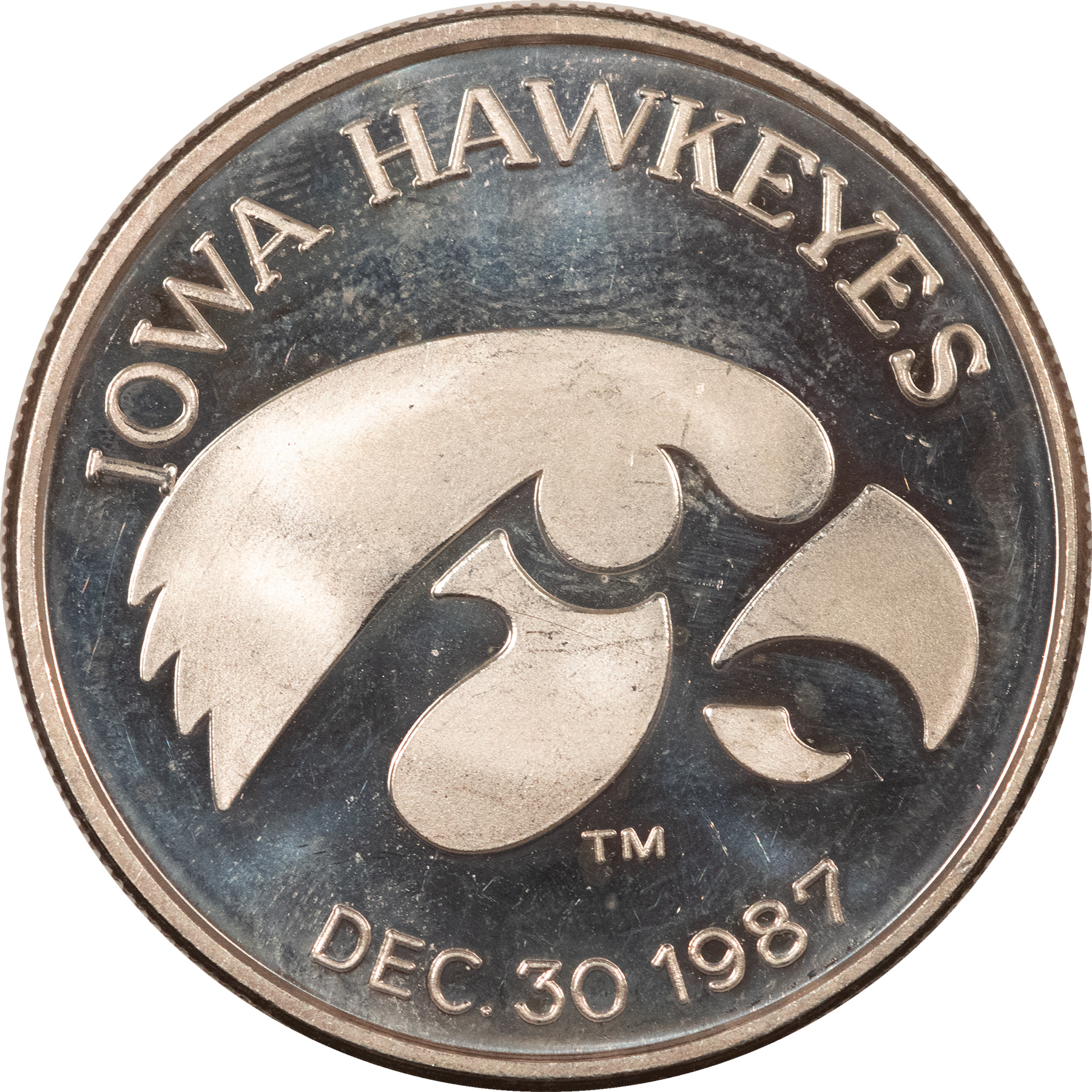 Bullion 1987 1 OZ .999 SILVER ROUND IOWA HAWKEYES SEA WORLD HOLIDAY BOWL – UNCIRCULATED! Bullion 1987 1 OZ .999 SILVER ROUND IOWA HAWKEYES SEA WORLD HOLIDAY BOWL – UNCIRCULATED!