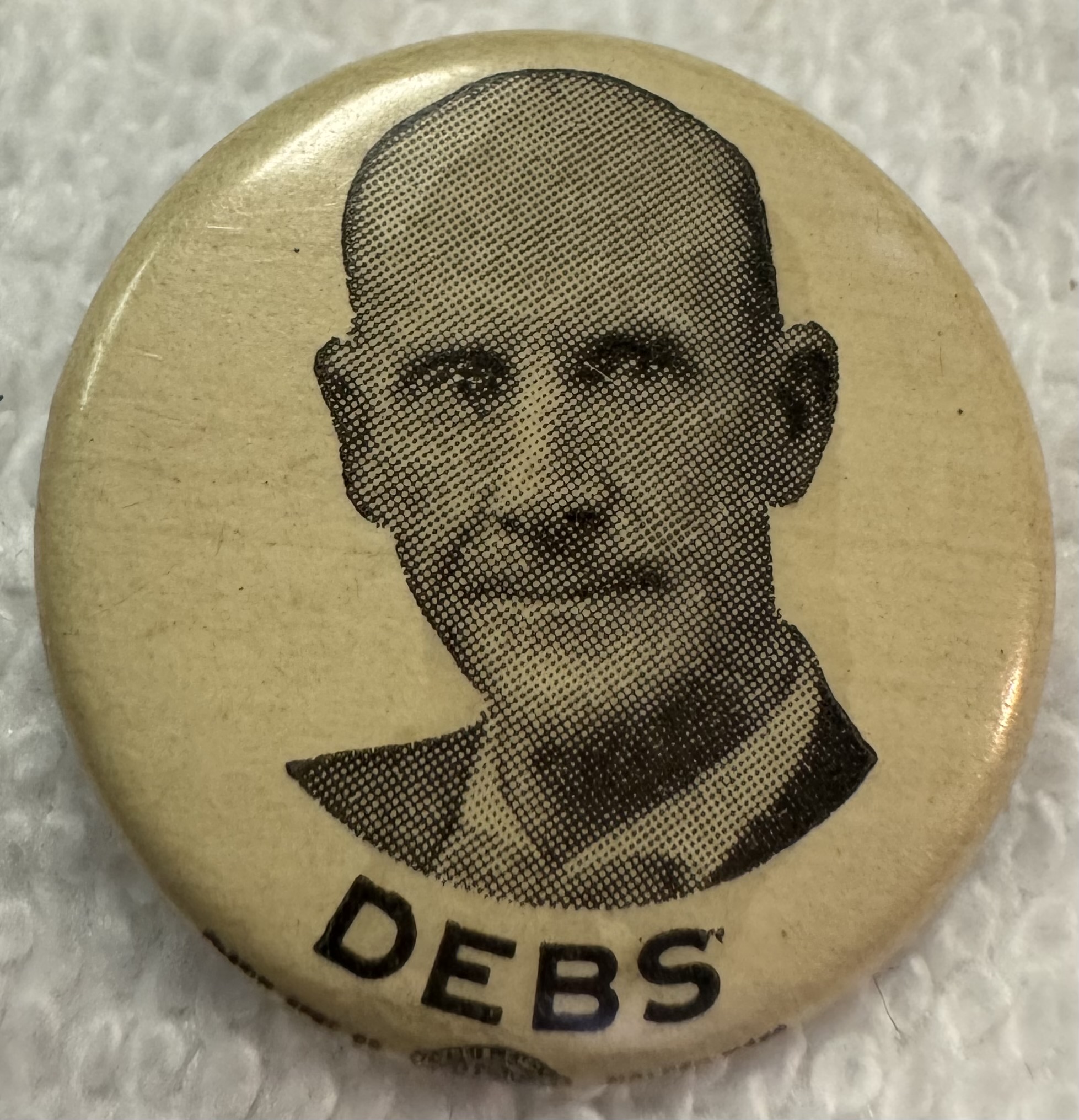 New Store Items 1908 EUGENE DEBS, 7/8″ “DEBS” PICTORIAL CELLO CAMPAIGN BUTTON; RARE & NEAR MINT! New Store Items 1908 EUGENE DEBS, 7/8″ “DEBS” PICTORIAL CELLO CAMPAIGN BUTTON; RARE & NEAR MINT!