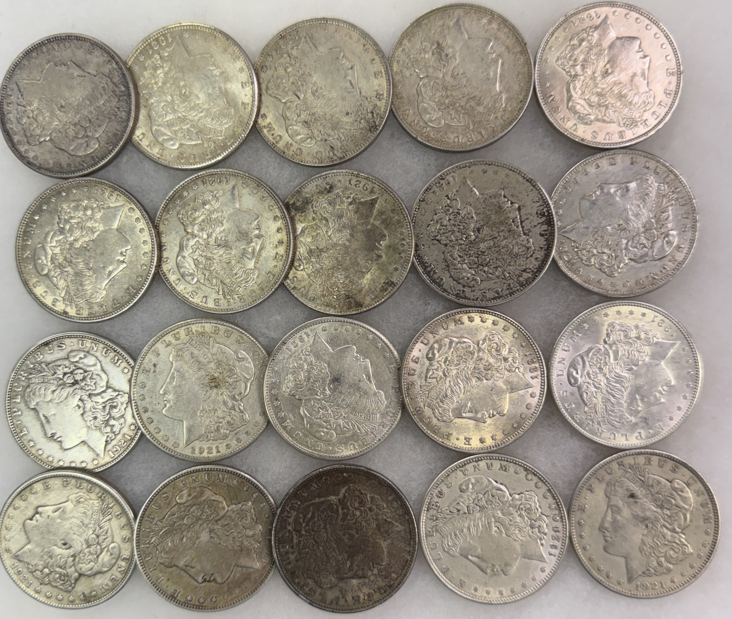 Dollars 1921 MORGAN DOLLAR MIXED 20 COIN ROLL VF-AU+ MOSTLY HIGHER GRADE 15.4+ OZ SILVER Dollars 1921 MORGAN DOLLAR MIXED 20 COIN ROLL VF-AU+ MOSTLY HIGHER GRADE 15.4+ OZ SILVER