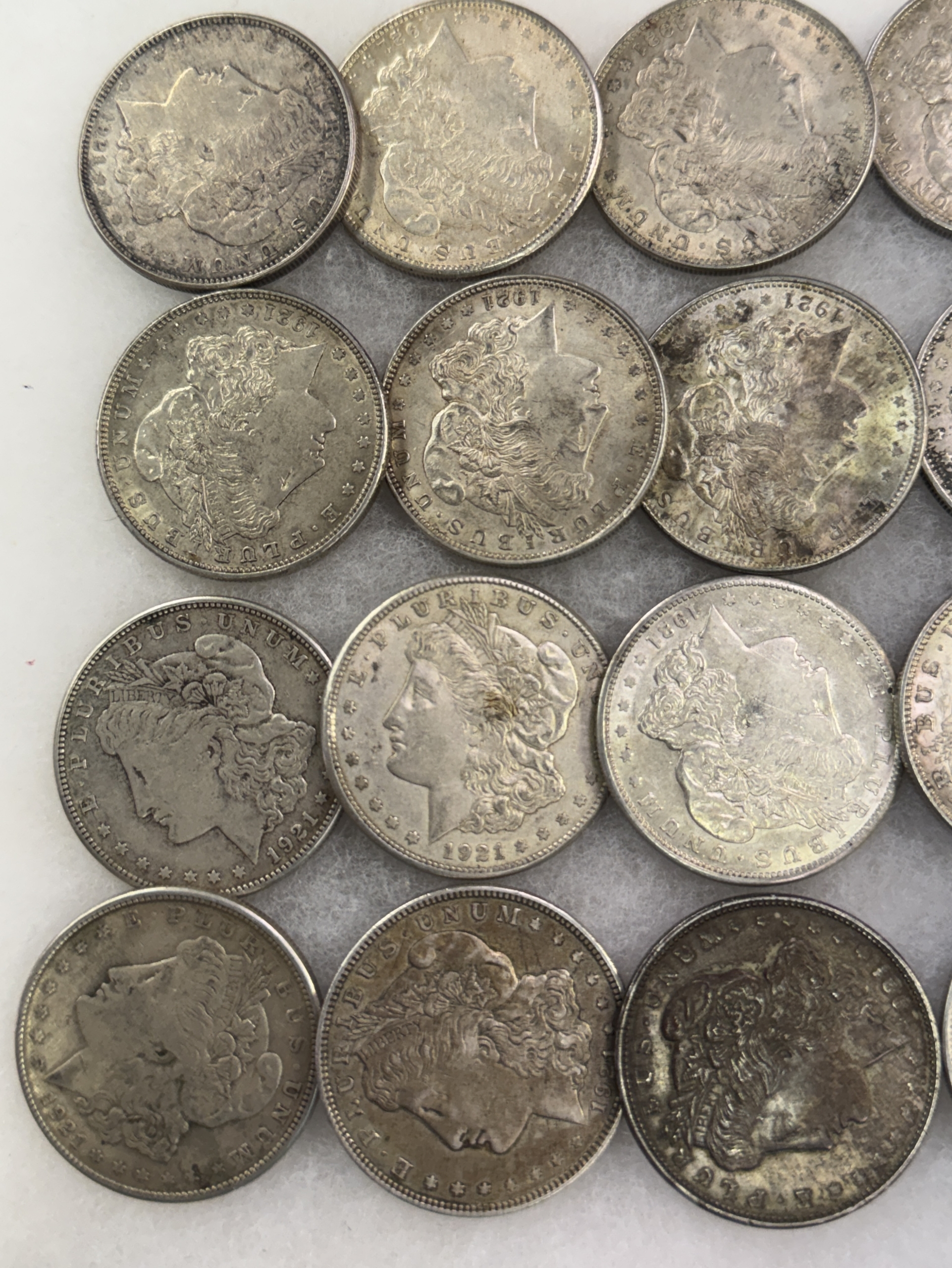 Dollars 1921 MORGAN DOLLAR MIXED 20 COIN ROLL VF-AU+ MOSTLY HIGHER GRADE 15.4+ OZ SILVER Dollars 1921 MORGAN DOLLAR MIXED 20 COIN ROLL VF-AU+ MOSTLY HIGHER GRADE 15.4+ OZ SILVER