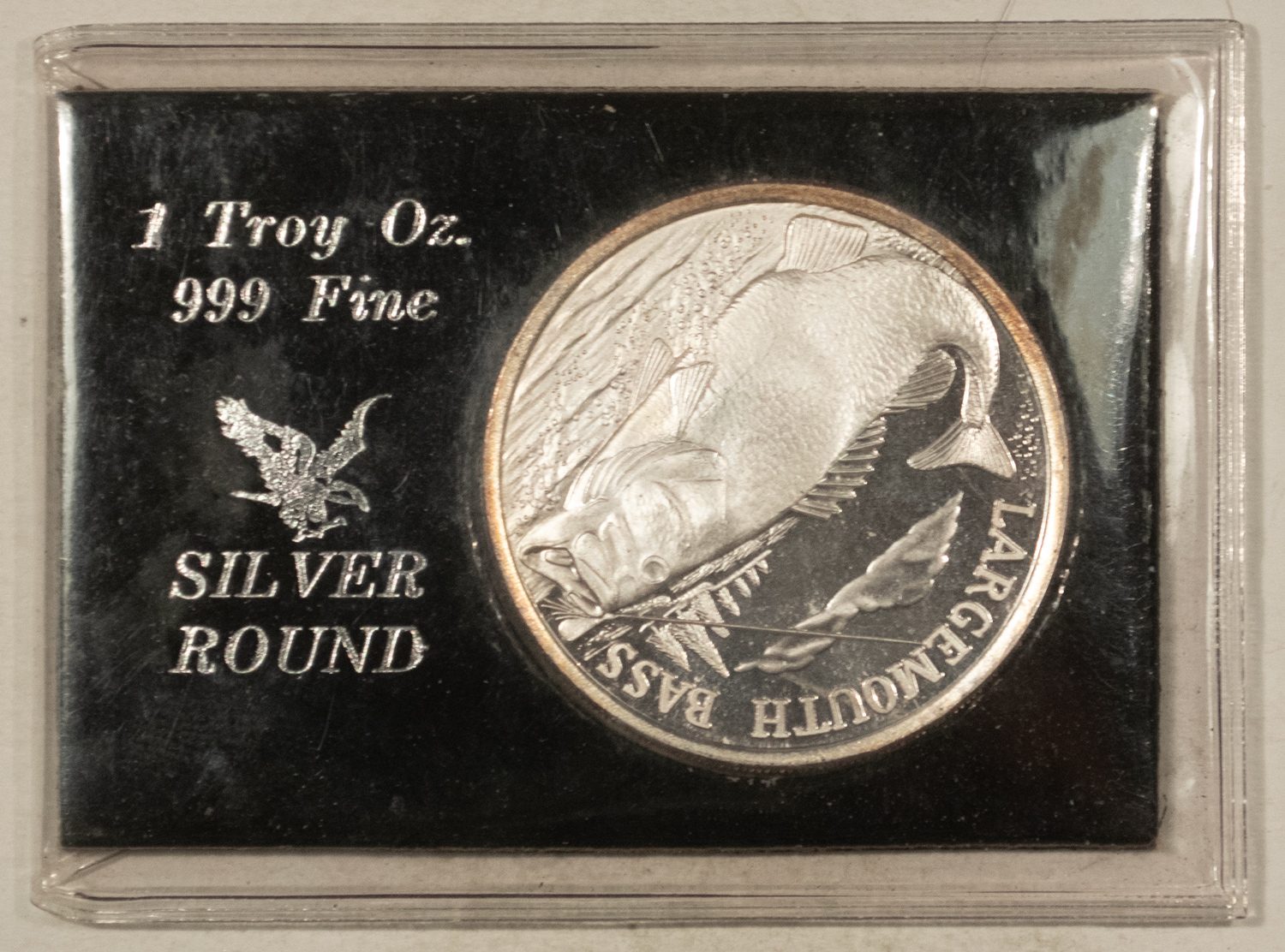 Bullion LARGEMOUTH BASS 1 OZ SILVER ROUND .999, AMC! GEM BU W/ ORIGINAL CARD! Bullion LARGEMOUTH BASS 1 OZ SILVER ROUND .999, AMC! GEM BU W/ ORIGINAL CARD!