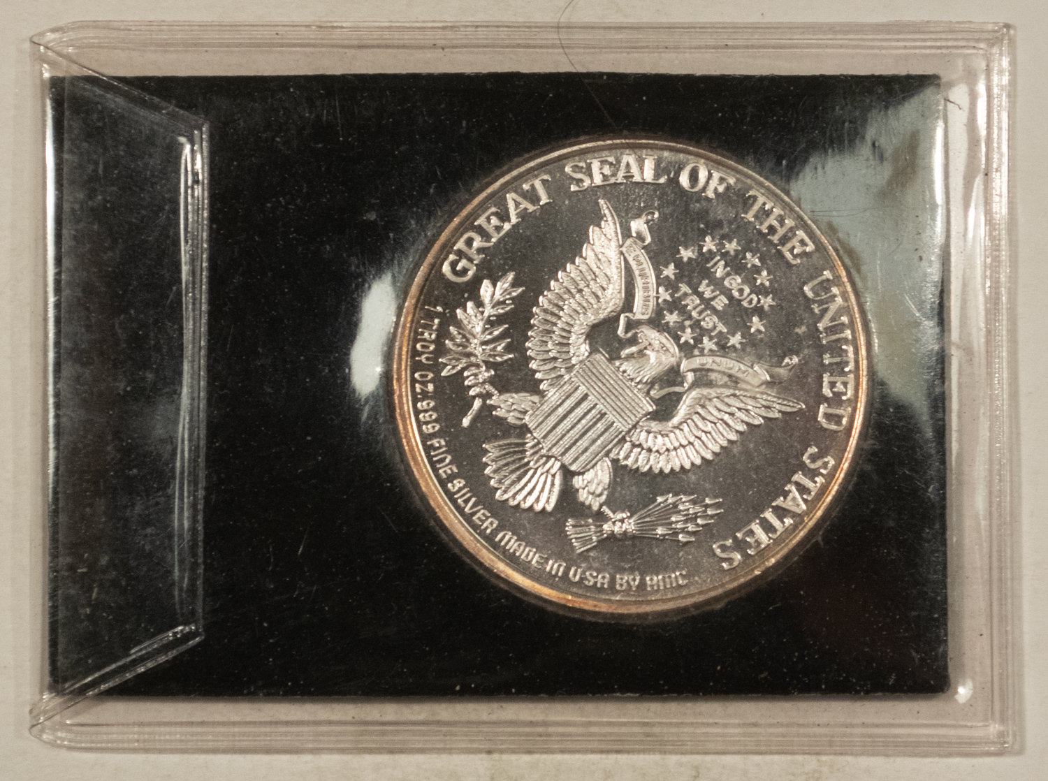 Bullion LARGEMOUTH BASS 1 OZ SILVER ROUND .999, AMC! GEM BU W/ ORIGINAL CARD! Bullion LARGEMOUTH BASS 1 OZ SILVER ROUND .999, AMC! GEM BU W/ ORIGINAL CARD!